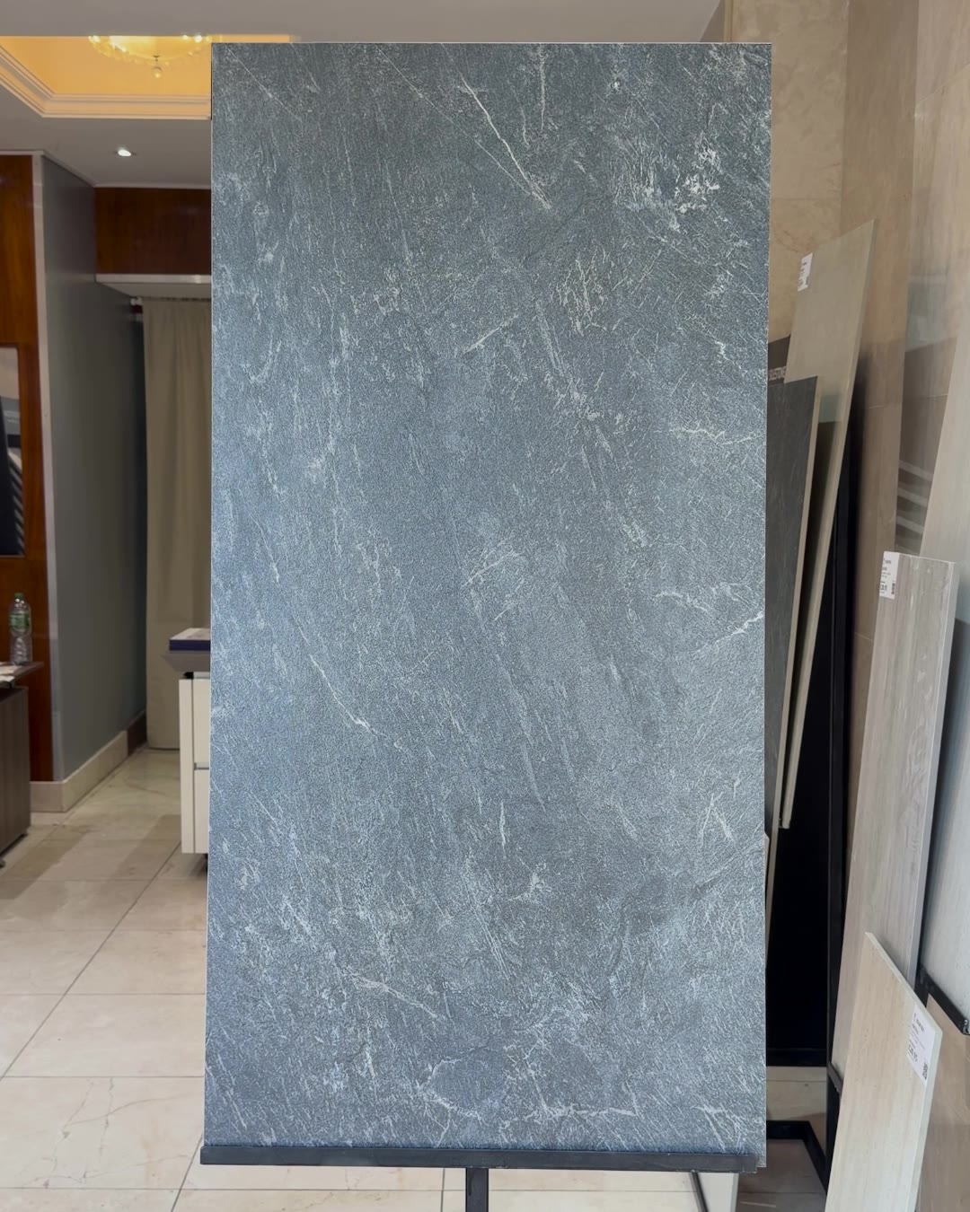 Harrat Anthracite showroom video