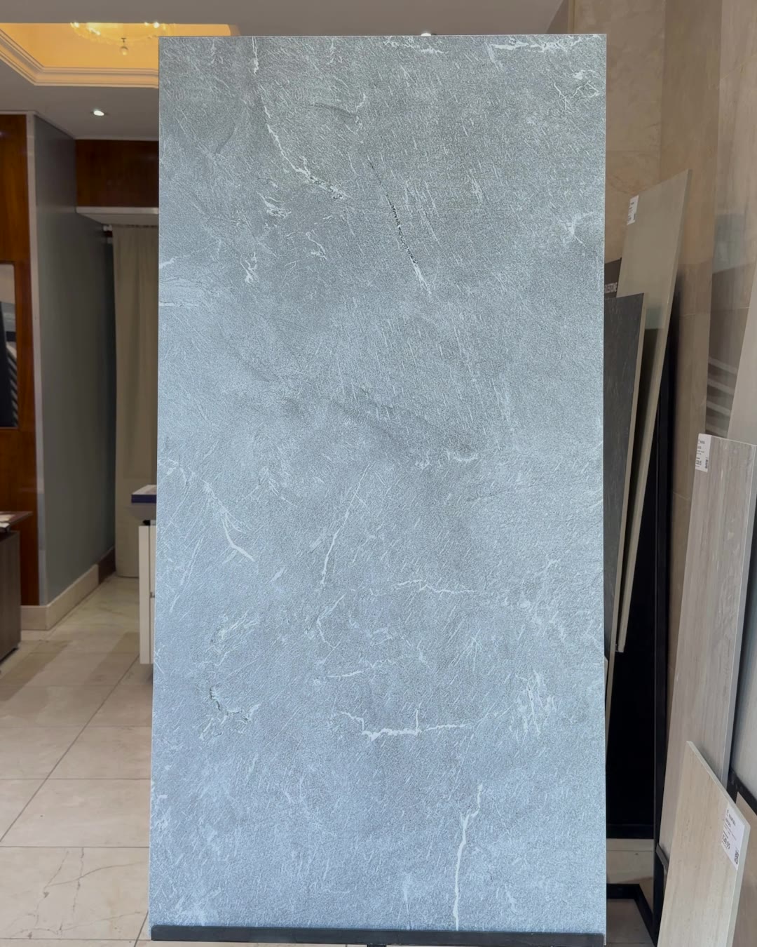 Harrat Silver showroom video